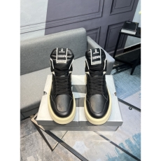 Givenchy Sneakers